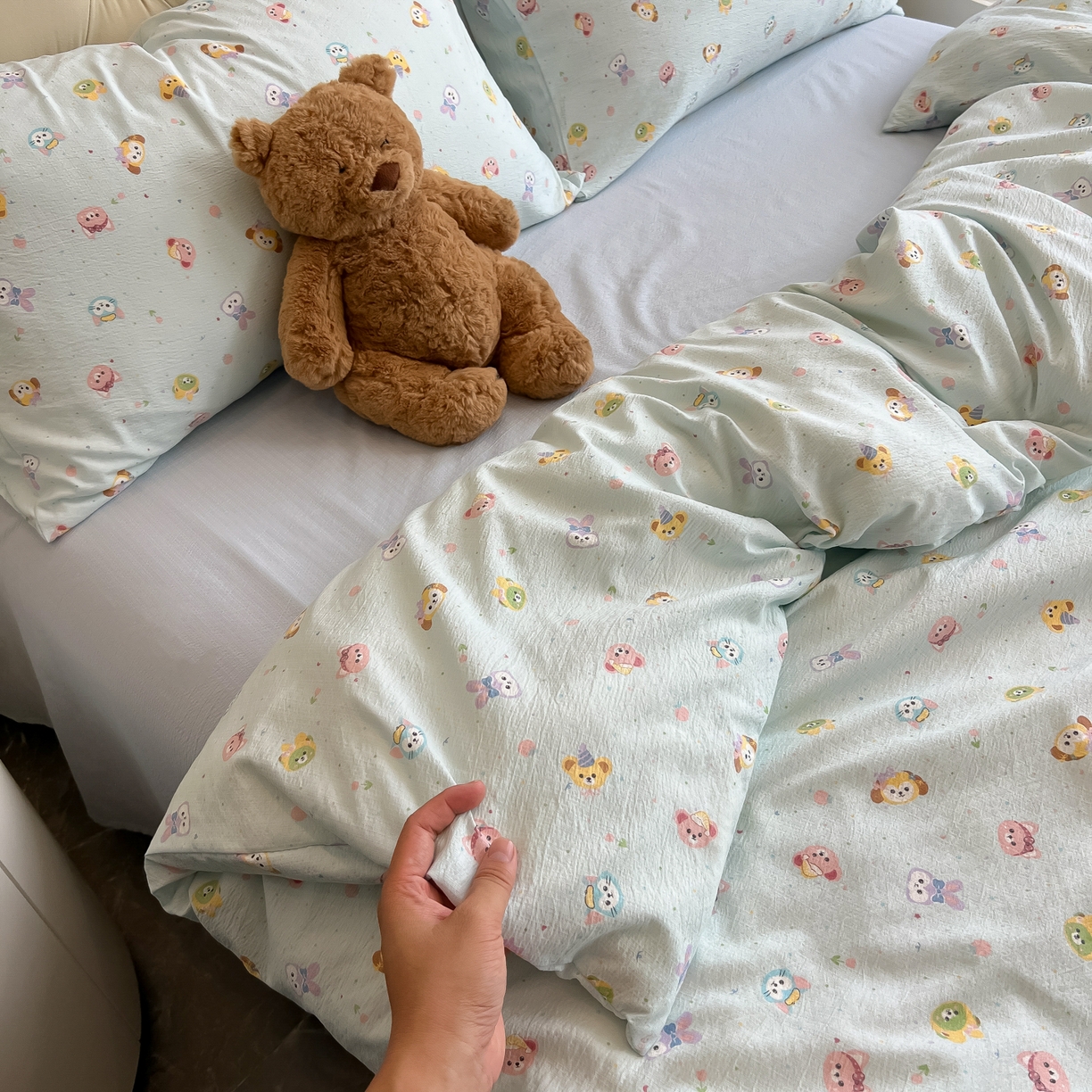 91家纺网 家纺一手货源 找家纺 韩巢家纺 2025新款双层纱床上用品四件套热销款超柔学生宿舍床单被套三件套 绒毛摇滚