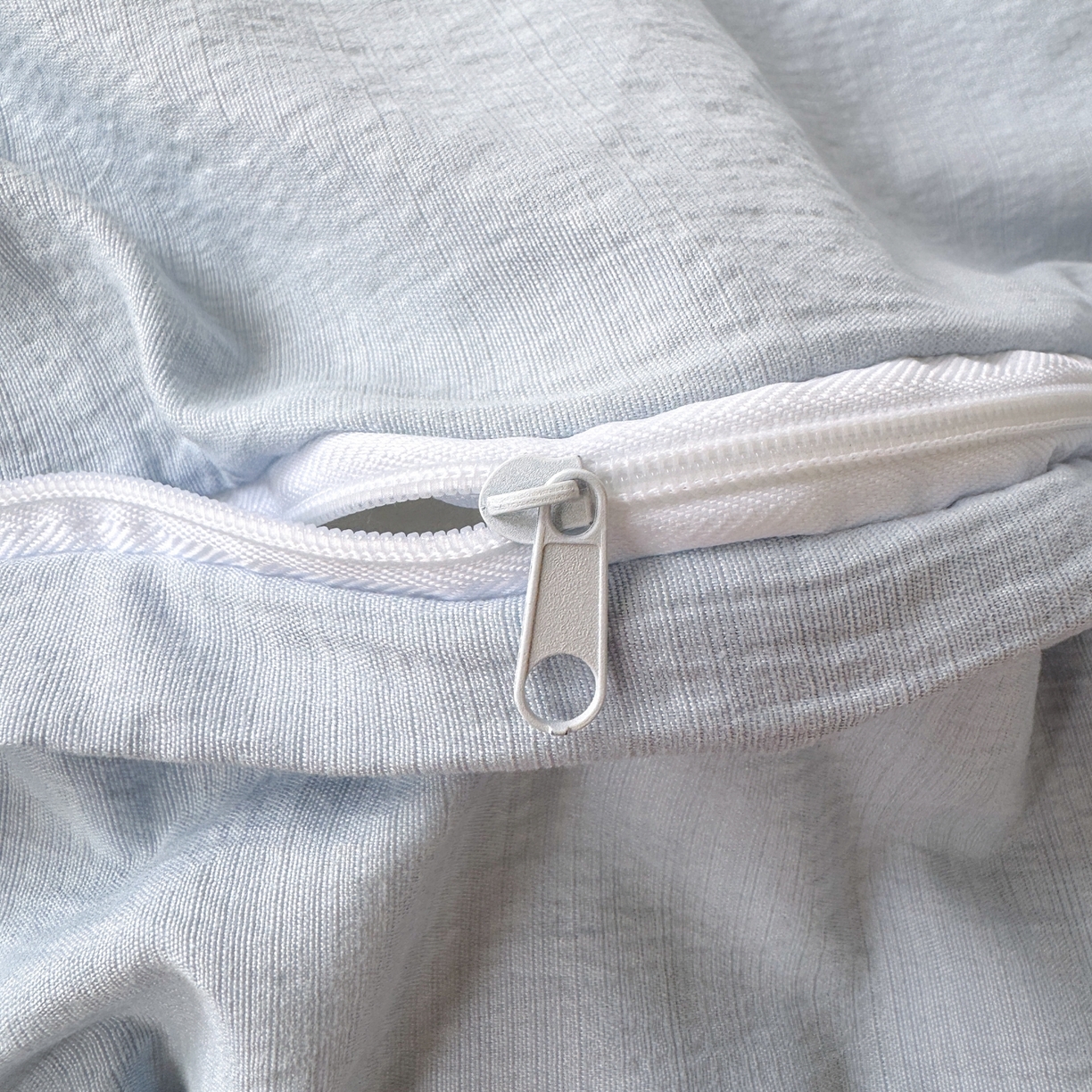 91家纺网 家纺一手货源 找家纺 典雅家纺 2025新款A类超柔双层纱四件套花边工艺款四件套 海盐气泡