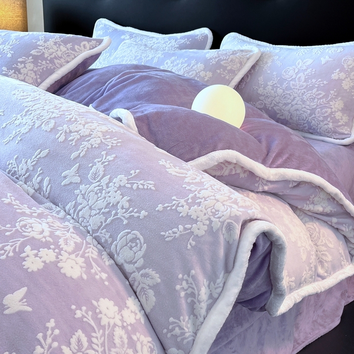 91家纺网 家纺一手货源 找家纺 诺梵 2025新款8斤立体雕花牛奶绒四件套_控价标准高于139，加大高于149 蒂娜-紫
