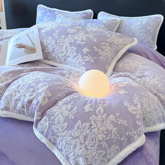 91家纺网 家纺一手货源 找家纺 诺梵 2025新款8斤立体雕花牛奶绒四件套_控价标准高于139，加大高于149 蒂娜-紫