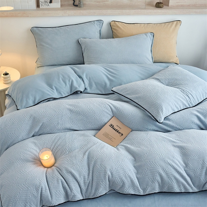 91家纺网 家纺一手货源 找家纺 兰紫橙家纺 2025新款牛奶绒嵌边提花剪花四件套（含买家秀） 织梦-蓝