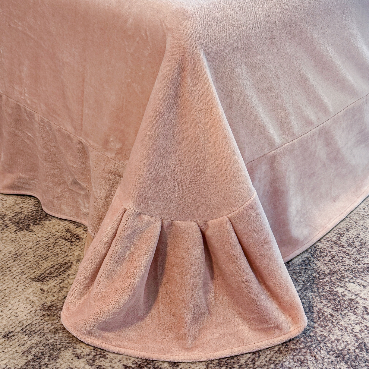 91家纺网 家纺一手货源 找家纺 诺梵 2025新款8斤立体雕花牛奶绒四件套_控价标准高于139，加大高于149 含香待放-粉