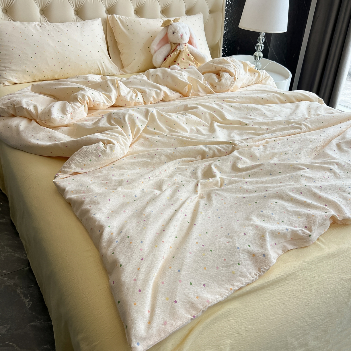 91家纺网 家纺一手货源 找家纺 韩巢家纺 2025新款双层纱床上用品四件套热销款超柔学生宿舍床单被套三件套 波点世界