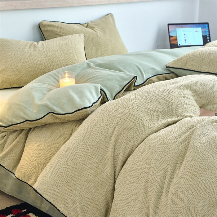 91家纺网 家纺一手货源 找家纺 兰紫橙家纺 2025新款牛奶绒嵌边提花剪花四件套（含买家秀） 织梦-绿