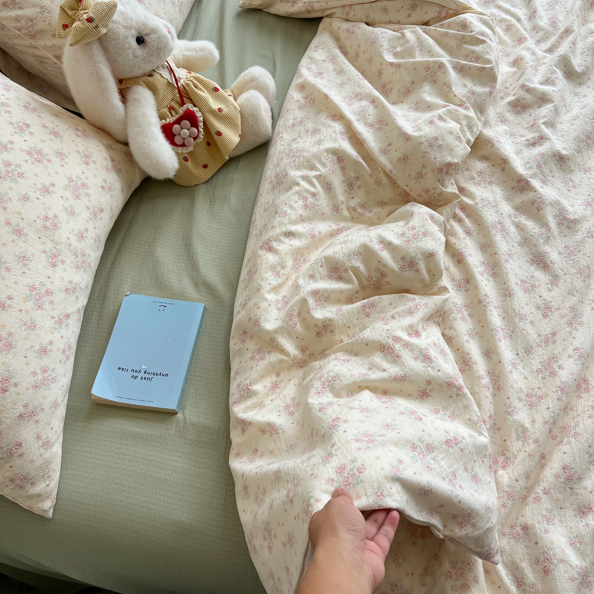 91家纺网 家纺一手货源 找家纺 韩巢家纺 2025新款双层纱床上用品四件套热销款超柔学生宿舍床单被套三件套 川岛落日