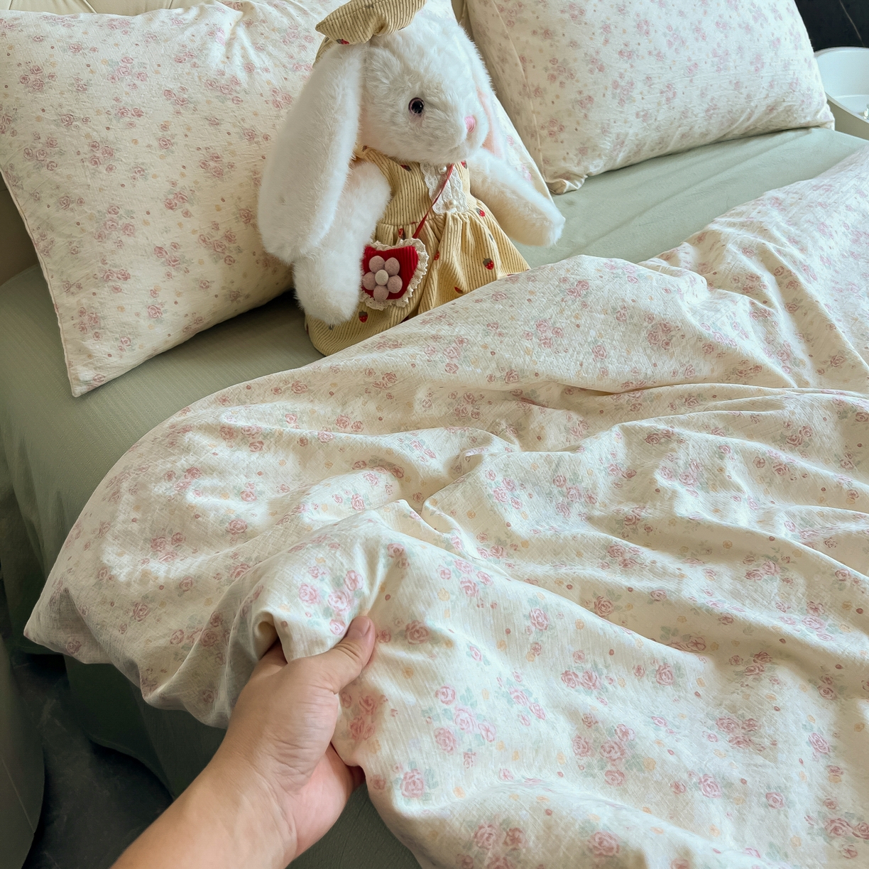 91家纺网 家纺一手货源 找家纺 韩巢家纺 2025新款双层纱床上用品四件套热销款超柔学生宿舍床单被套三件套 川岛落日