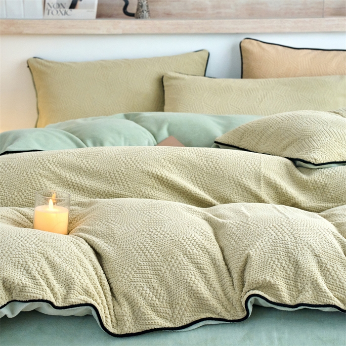 91家纺网 家纺一手货源 找家纺 兰紫橙家纺 2025新款牛奶绒嵌边提花剪花四件套（含买家秀） 织梦-绿