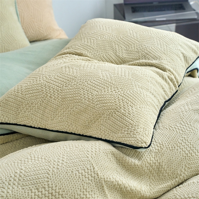 91家纺网 家纺一手货源 找家纺 兰紫橙家纺 2025新款牛奶绒嵌边提花剪花四件套（含买家秀） 织梦-绿