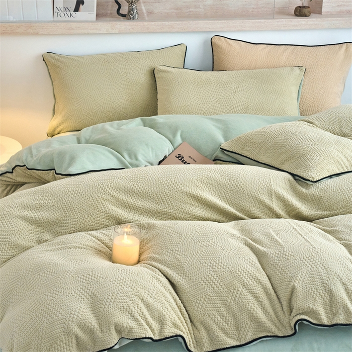 91家纺网 家纺一手货源 找家纺 兰紫橙家纺 2025新款牛奶绒嵌边提花剪花四件套（含买家秀） 织梦-绿