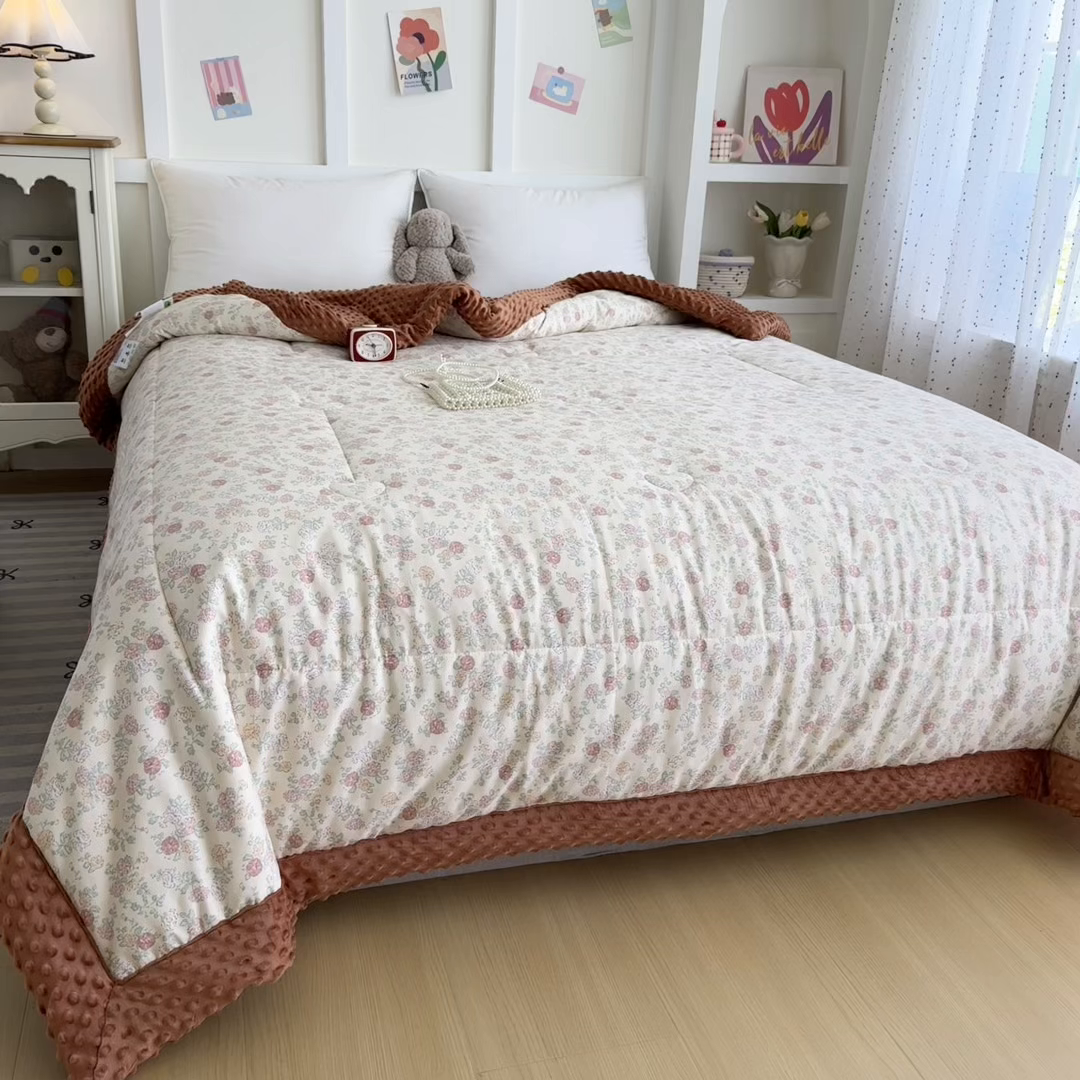 91家纺网 家纺一手货源 找家纺 宜梦家居 2025新款全棉纯棉豆豆被被子被芯 BT-花花世界