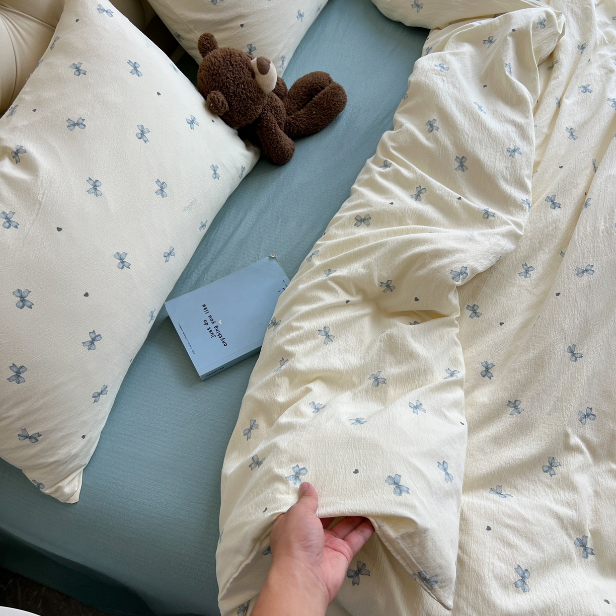 91家纺网 家纺一手货源 找家纺 韩巢家纺 2025新款双层纱床上用品四件套热销款超柔学生宿舍床单被套三件套 兰相思