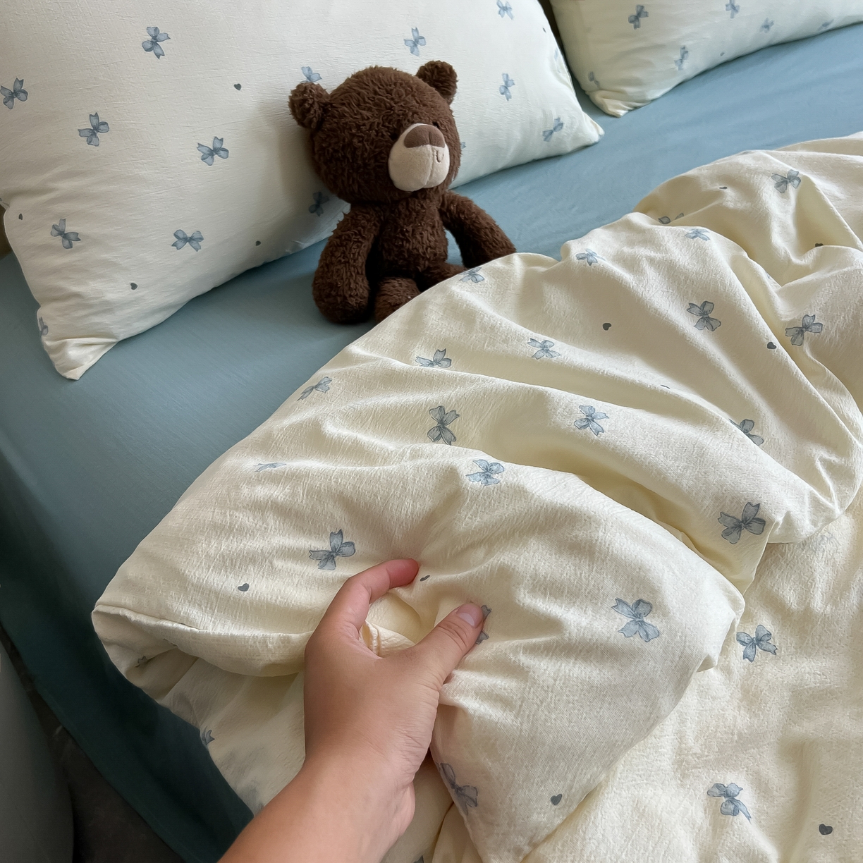 91家纺网 家纺一手货源 找家纺 韩巢家纺 2025新款双层纱床上用品四件套热销款超柔学生宿舍床单被套三件套 兰相思