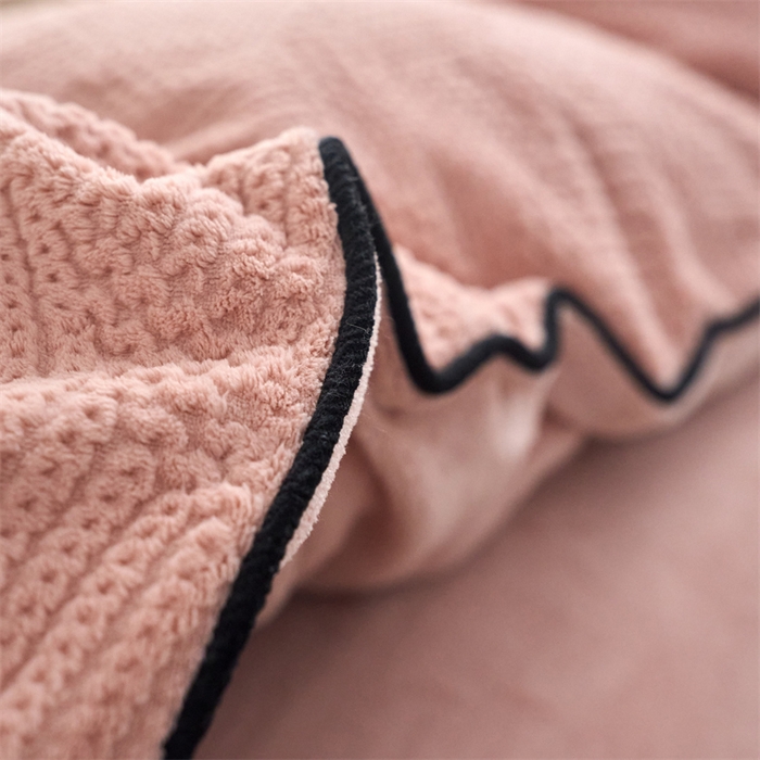 91家纺网 家纺一手货源 找家纺 兰紫橙家纺 2025新款牛奶绒嵌边提花剪花四件套（含买家秀） 织梦-暖咖