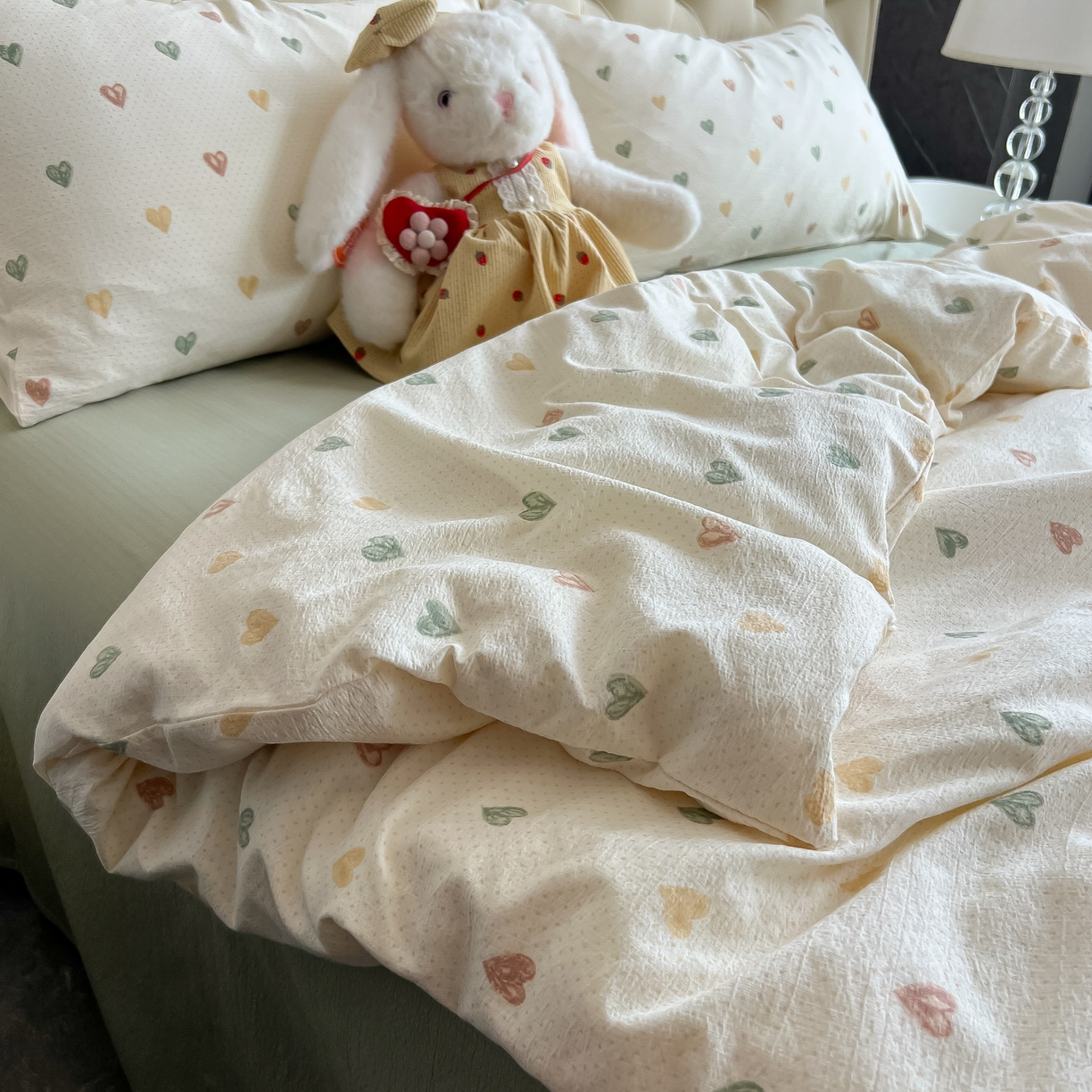 91家纺网 家纺一手货源 找家纺 韩巢家纺 2025新款双层纱床上用品四件套热销款超柔学生宿舍床单被套三件套 浪漫世界