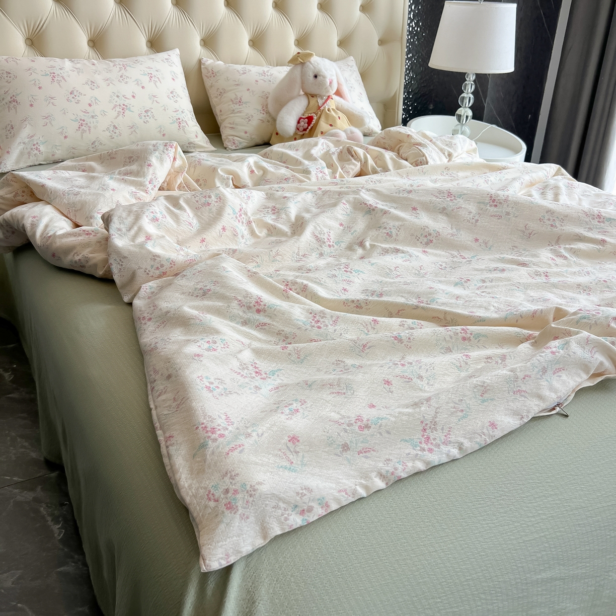 91家纺网 家纺一手货源 找家纺 韩巢家纺 2025新款双层纱床上用品四件套热销款超柔学生宿舍床单被套三件套 奶昔甜糕-粉