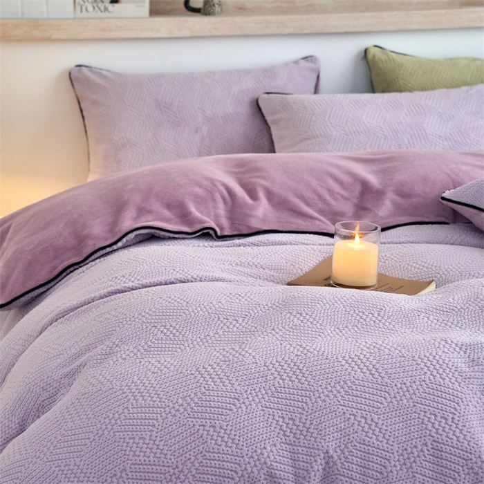 91家纺网 家纺一手货源 找家纺 兰紫橙家纺 2025新款牛奶绒嵌边提花剪花四件套（含买家秀） 织梦-紫