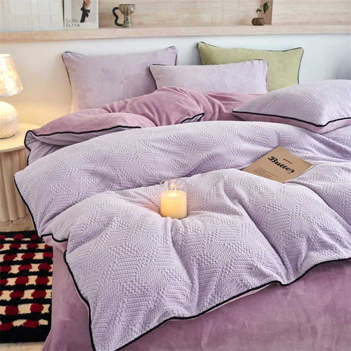 91家纺网 家纺一手货源 找家纺 兰紫橙家纺 2025新款牛奶绒嵌边提花剪花四件套（含买家秀） 织梦-紫