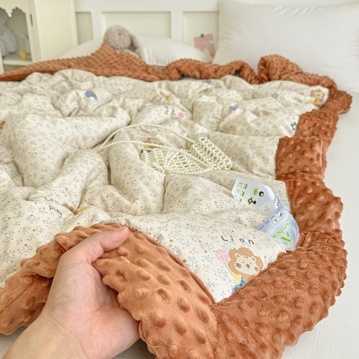 91家纺网 家纺一手货源 找家纺 宜梦家居 2025新款全棉纯棉豆豆被被子被芯 BT-萌萌狮