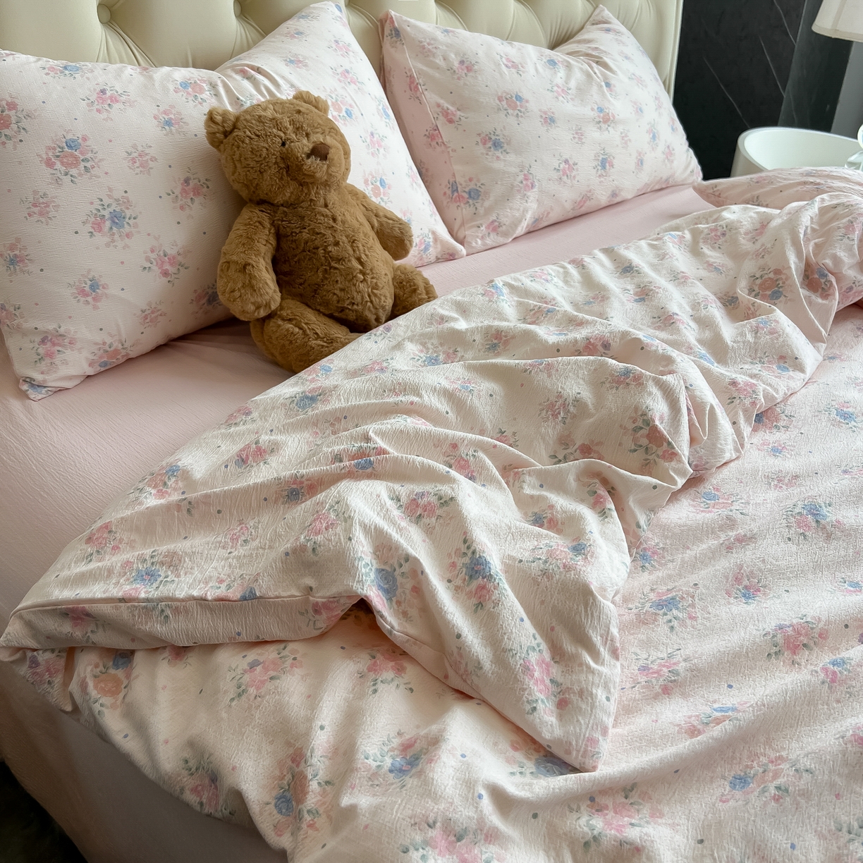 91家纺网 家纺一手货源 找家纺 韩巢家纺 2025新款双层纱床上用品四件套热销款超柔学生宿舍床单被套三件套 芊芊花海