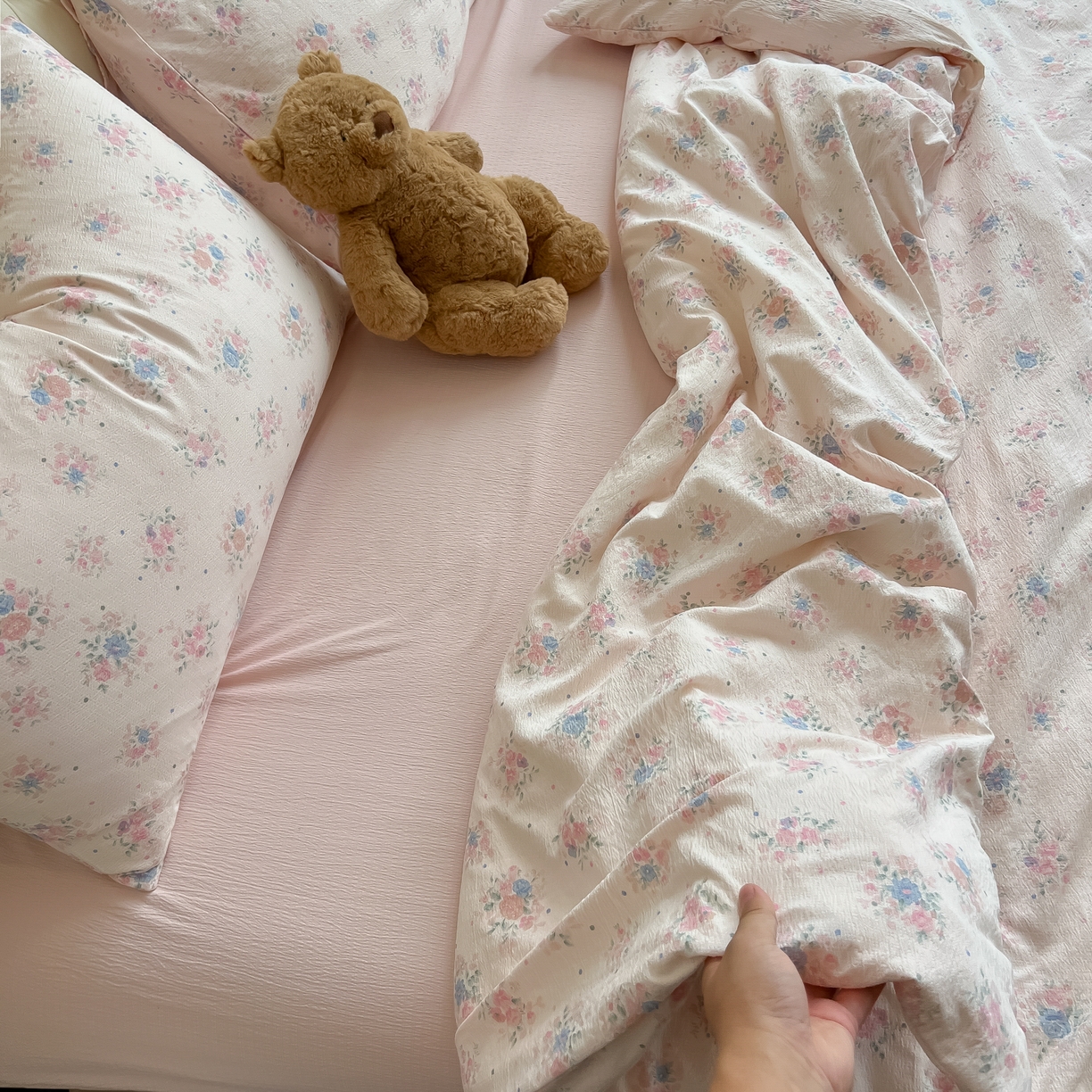 91家纺网 家纺一手货源 找家纺 韩巢家纺 2025新款双层纱床上用品四件套热销款超柔学生宿舍床单被套三件套 芊芊花海