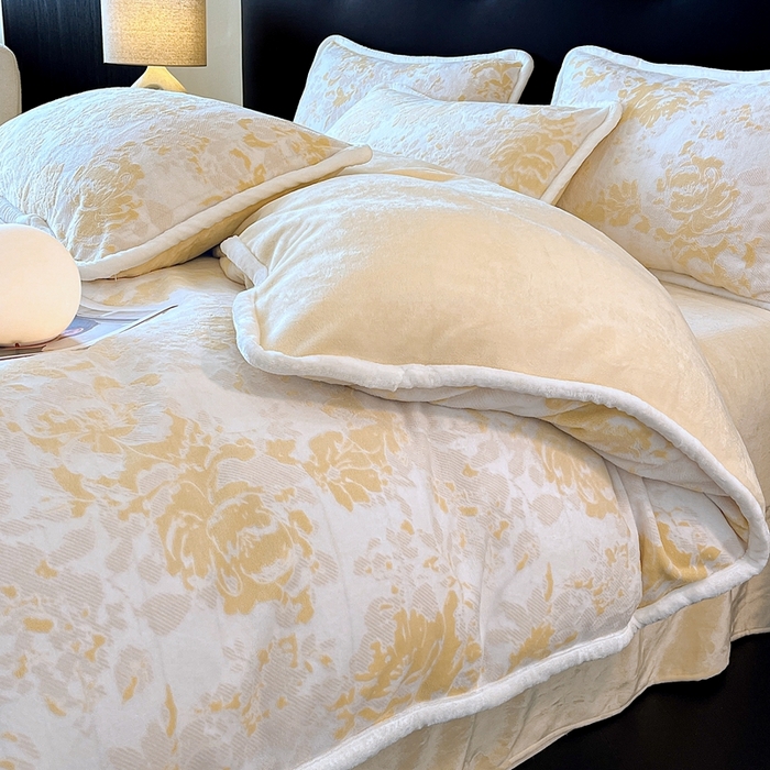 91家纺网 家纺一手货源 找家纺 诺梵 2025新款8斤立体雕花牛奶绒四件套_控价标准高于139，加大高于149 洛丽塔-黄