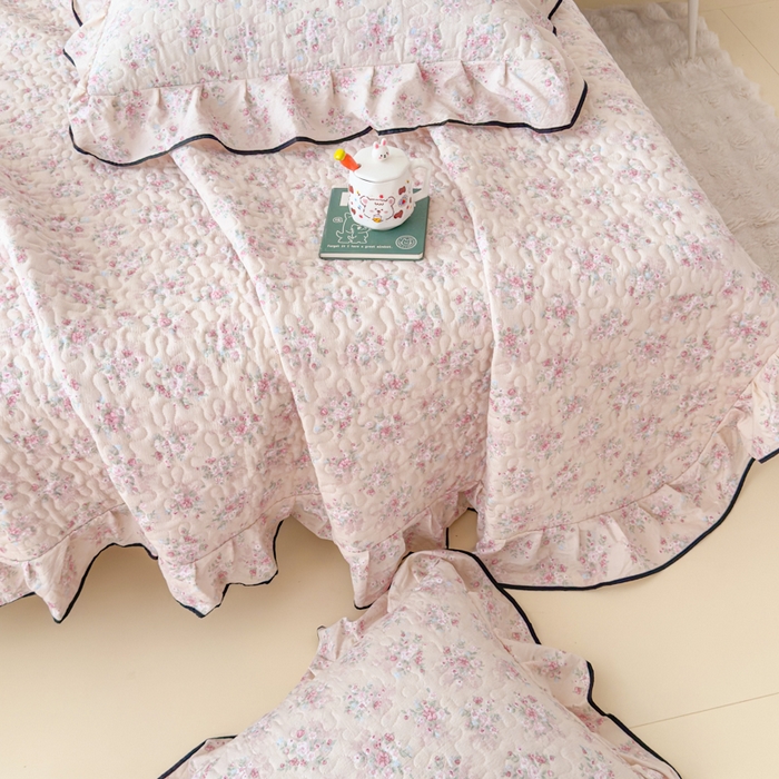 91家纺网 家纺一手货源 找家纺 999家纺 2025新款A类云感原麻双层纱床盖四件套 春天里【花边款】