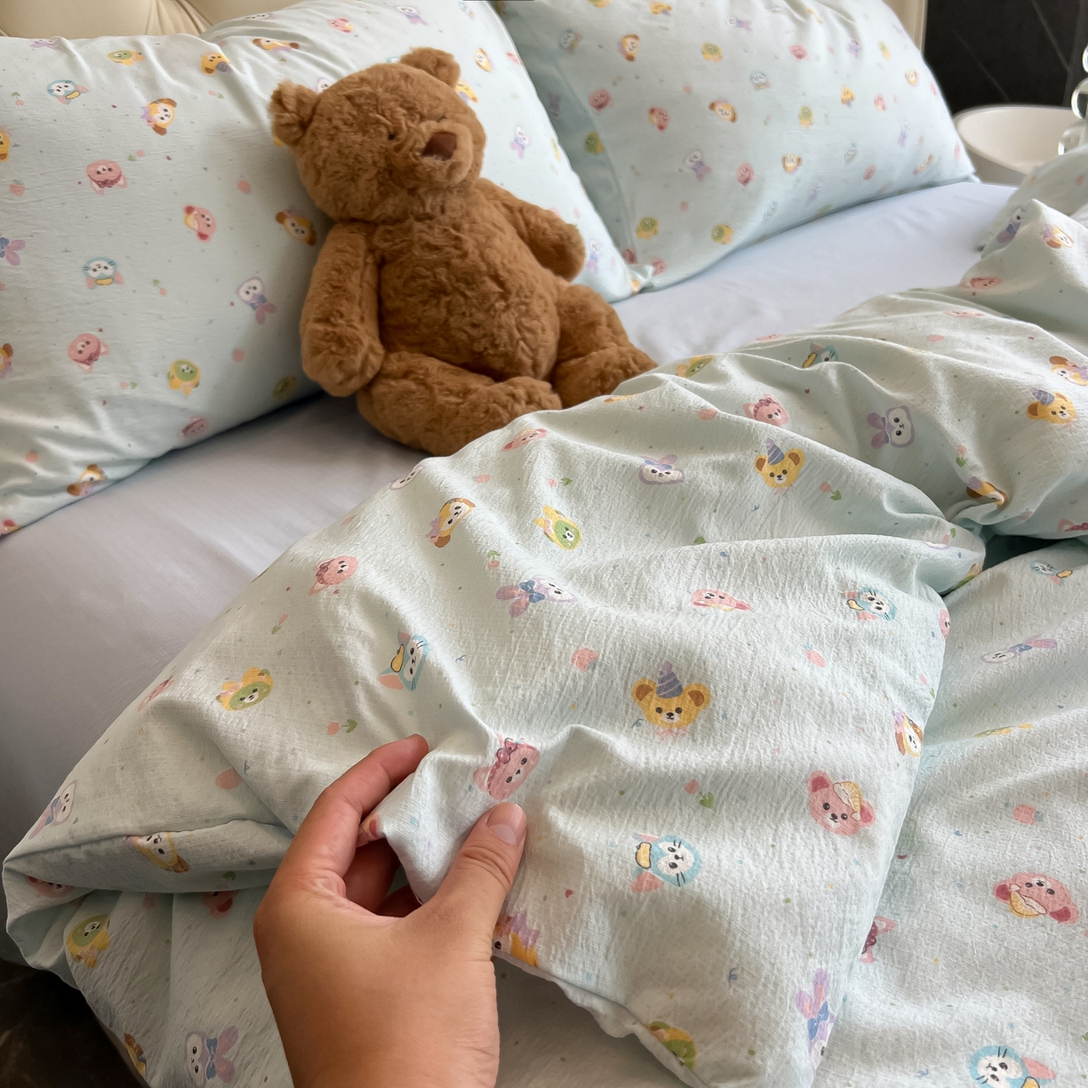 91家纺网 家纺一手货源 找家纺 韩巢家纺 2025新款双层纱床上用品四件套热销款超柔学生宿舍床单被套三件套 绒毛摇滚