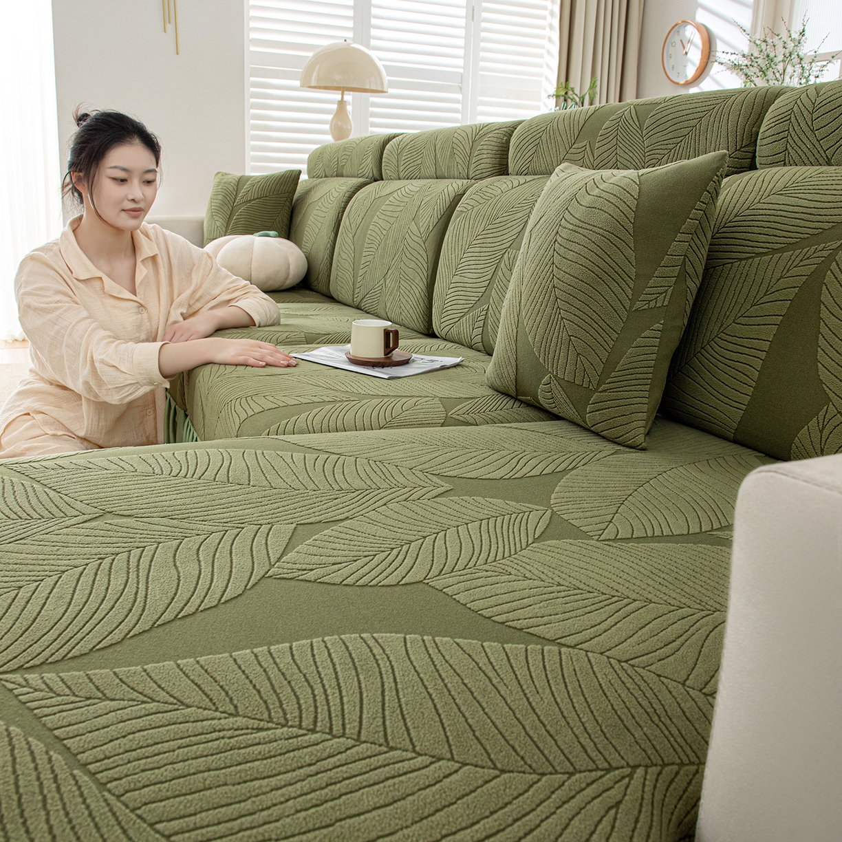 91家纺网 家纺一手货源 找家纺 沐沐家纺 2026新款霏叶裙边沙发笠 墨玉绿