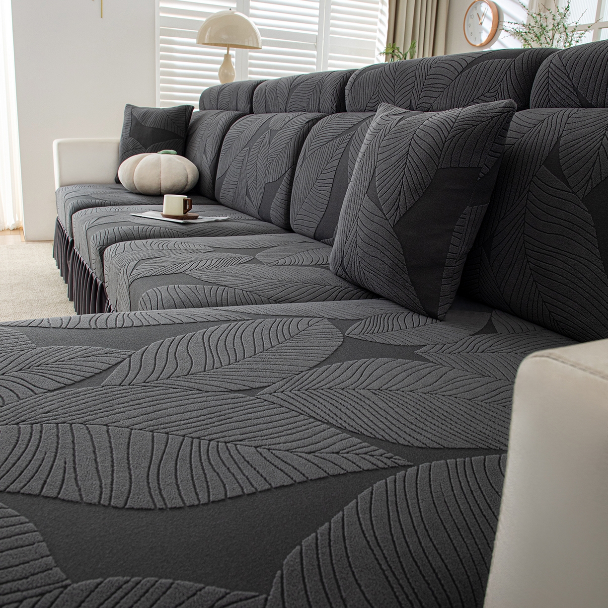 91家纺网 家纺一手货源 找家纺 沐沐家纺 2026新款霏叶裙边沙发笠 金属灰