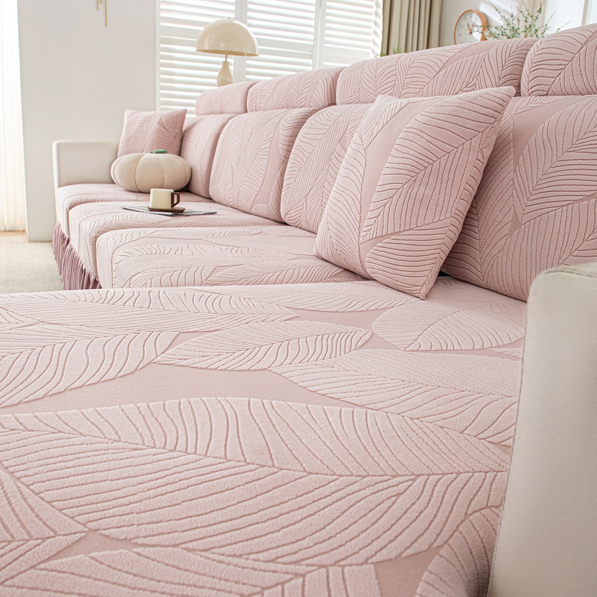 91家纺网 家纺一手货源 找家纺 沐沐家纺 2026新款霏叶裙边沙发笠 少女粉