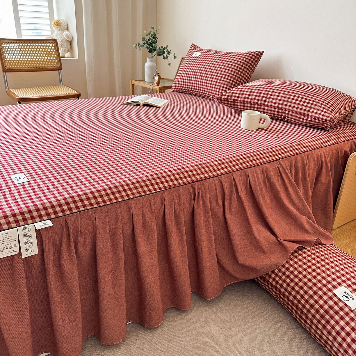 91家纺网 家纺一手货源 找家纺 笠裙家纺 2025新款A类色织全棉纯棉水洗棉床裙四件套 芸素红