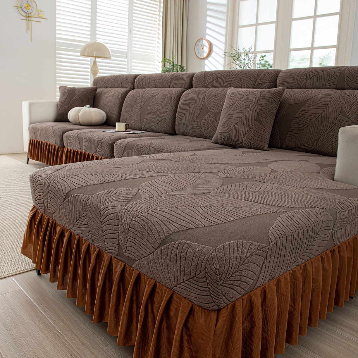 91家纺网 家纺一手货源 找家纺 沐沐家纺 2026新款霏叶裙边沙发笠 咖啡色