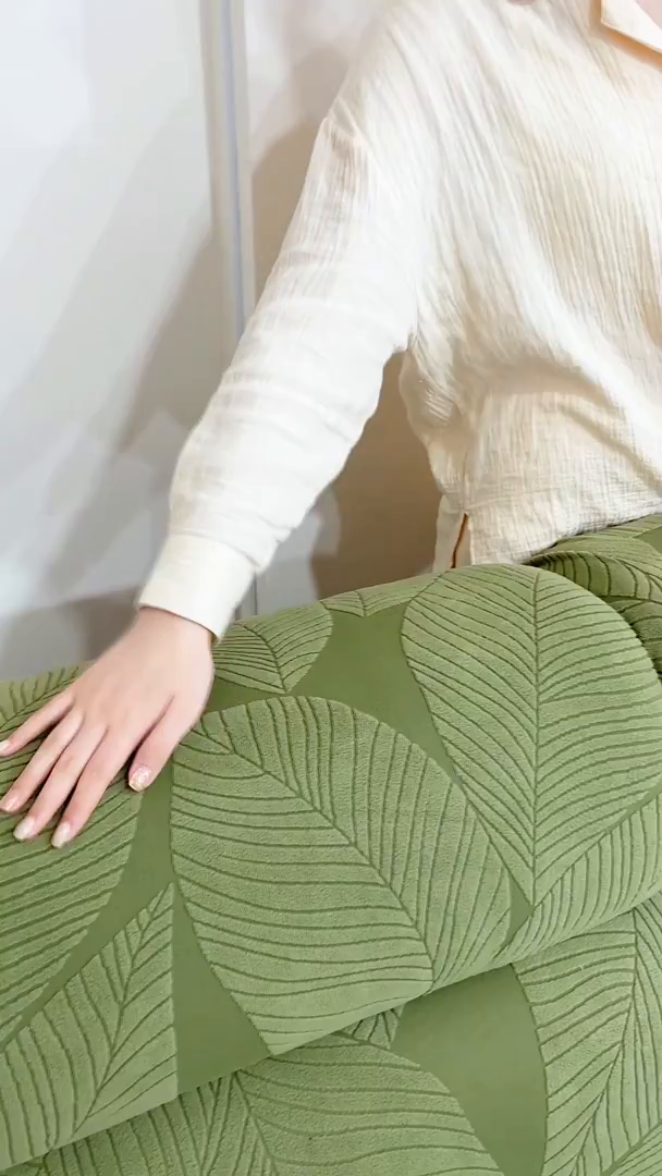 91家纺网 家纺一手货源 找家纺 沐沐家纺 2026新款霏叶裙边沙发笠 墨玉绿