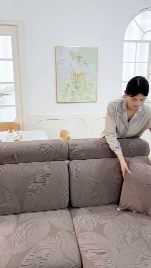 91家纺网 家纺一手货源 找家纺 沐沐家纺 2026新款霏叶裙边沙发笠 咖啡色