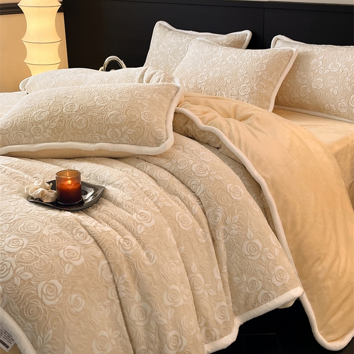 91家纺网 家纺一手货源 找家纺 诺梵 2025新款立体雕花牛奶绒四件套_控价标准高于149，加大高于159 玫瑰之约-黄