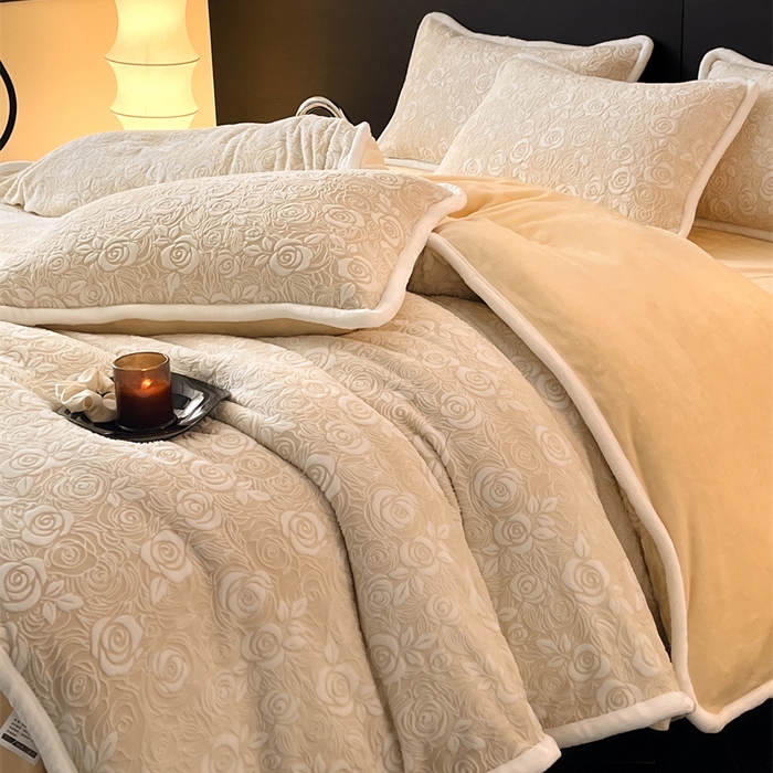 91家纺网 家纺一手货源 找家纺 诺梵 2025新款立体雕花牛奶绒四件套_控价标准高于149，加大高于159 玫瑰之约-黄