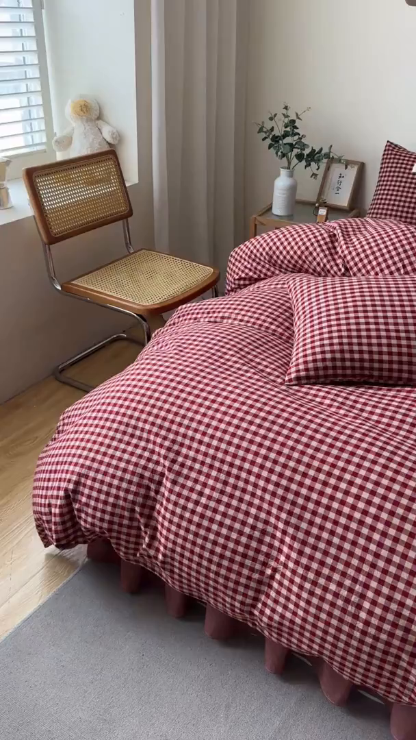 91家纺网 家纺一手货源 找家纺 笠裙家纺 2025新款A类色织全棉纯棉水洗棉床裙四件套 芸素红