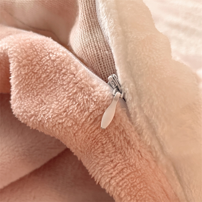 91家纺网 家纺一手货源 找家纺 诺梵 2025新款8斤立体雕花牛奶绒四件套_控价标准高于139，加大高于149 无尽夏-豆沙