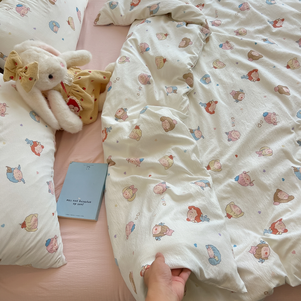 91家纺网 家纺一手货源 找家纺 韩巢家纺 2025新款双层纱床上用品四件套热销款超柔学生宿舍床单被套三件套 童话女孩