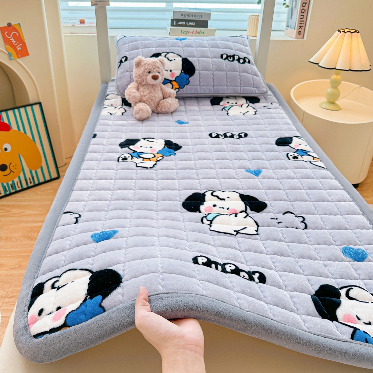 91家纺网 家纺一手货源 找家纺 （总）爱思凯家纺 2025新款水晶边-牛奶绒学生床褥-第三批