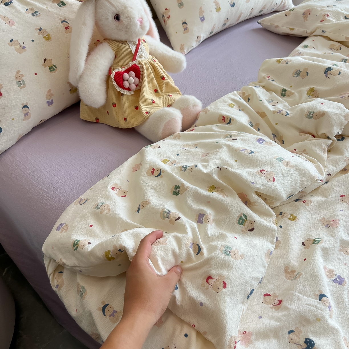 91家纺网 家纺一手货源 找家纺 韩巢家纺 2025新款双层纱床上用品四件套热销款超柔学生宿舍床单被套三件套 兔子集合