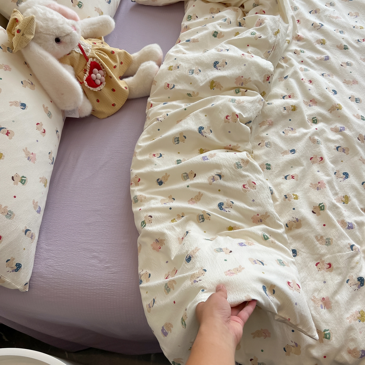 91家纺网 家纺一手货源 找家纺 韩巢家纺 2025新款双层纱床上用品四件套热销款超柔学生宿舍床单被套三件套 兔子集合