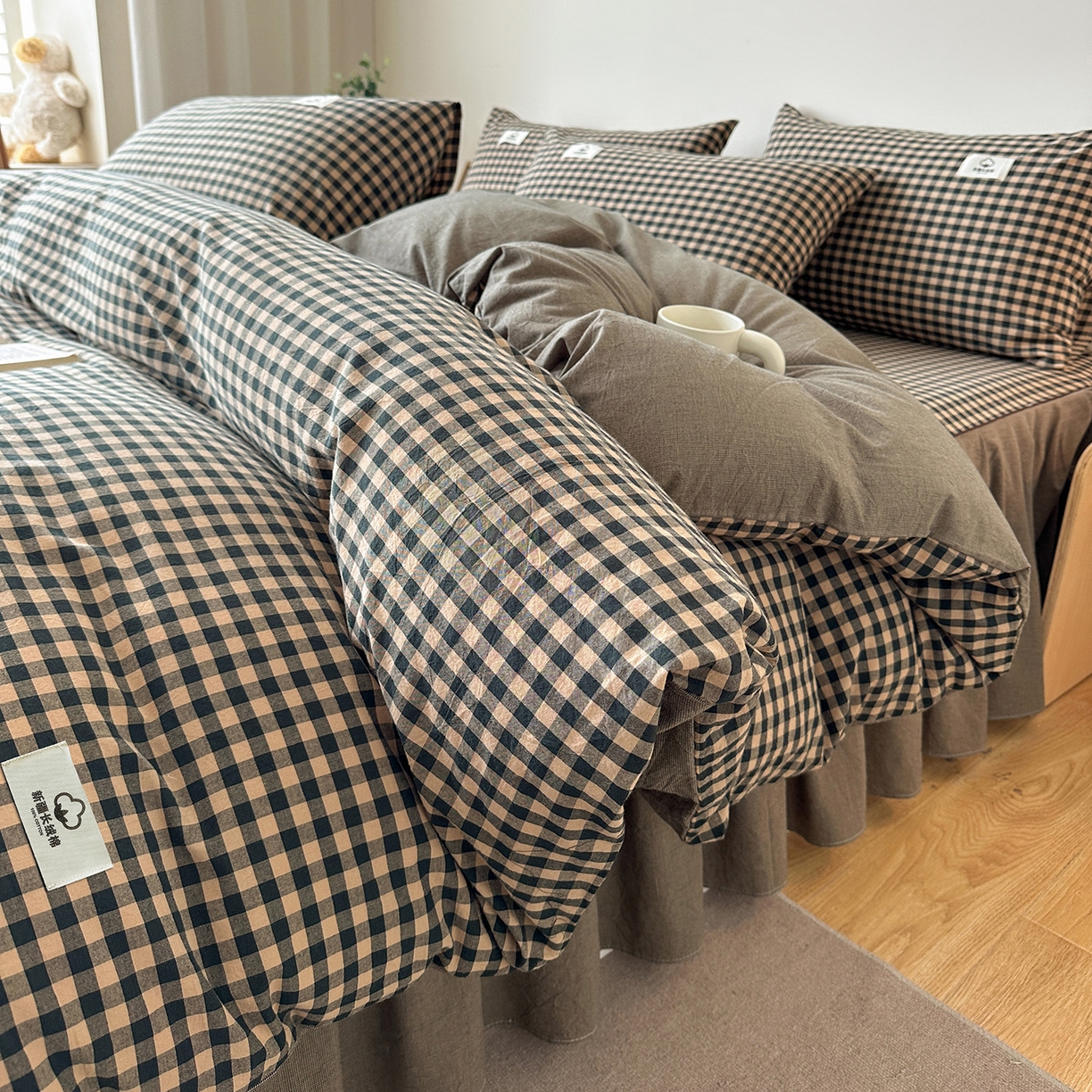 91家纺网 家纺一手货源 找家纺 笠裙家纺 2025新款A类色织全棉纯棉水洗棉床裙四件套 芸素绿