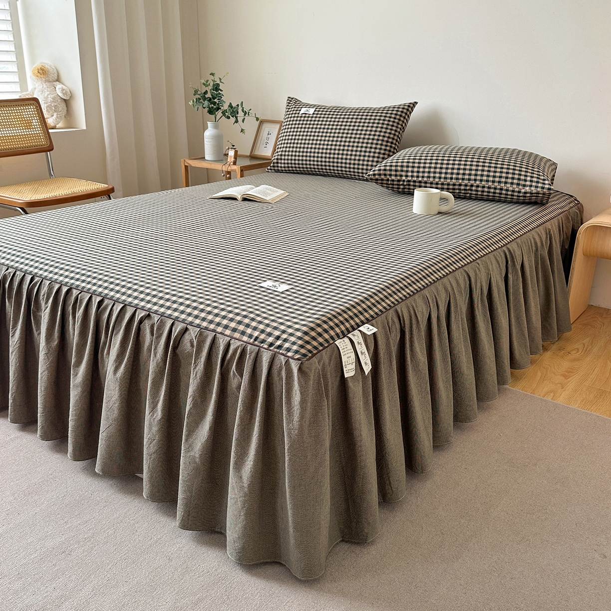 91家纺网 家纺一手货源 找家纺 笠裙家纺 2025新款A类色织全棉纯棉水洗棉床裙四件套 芸素绿