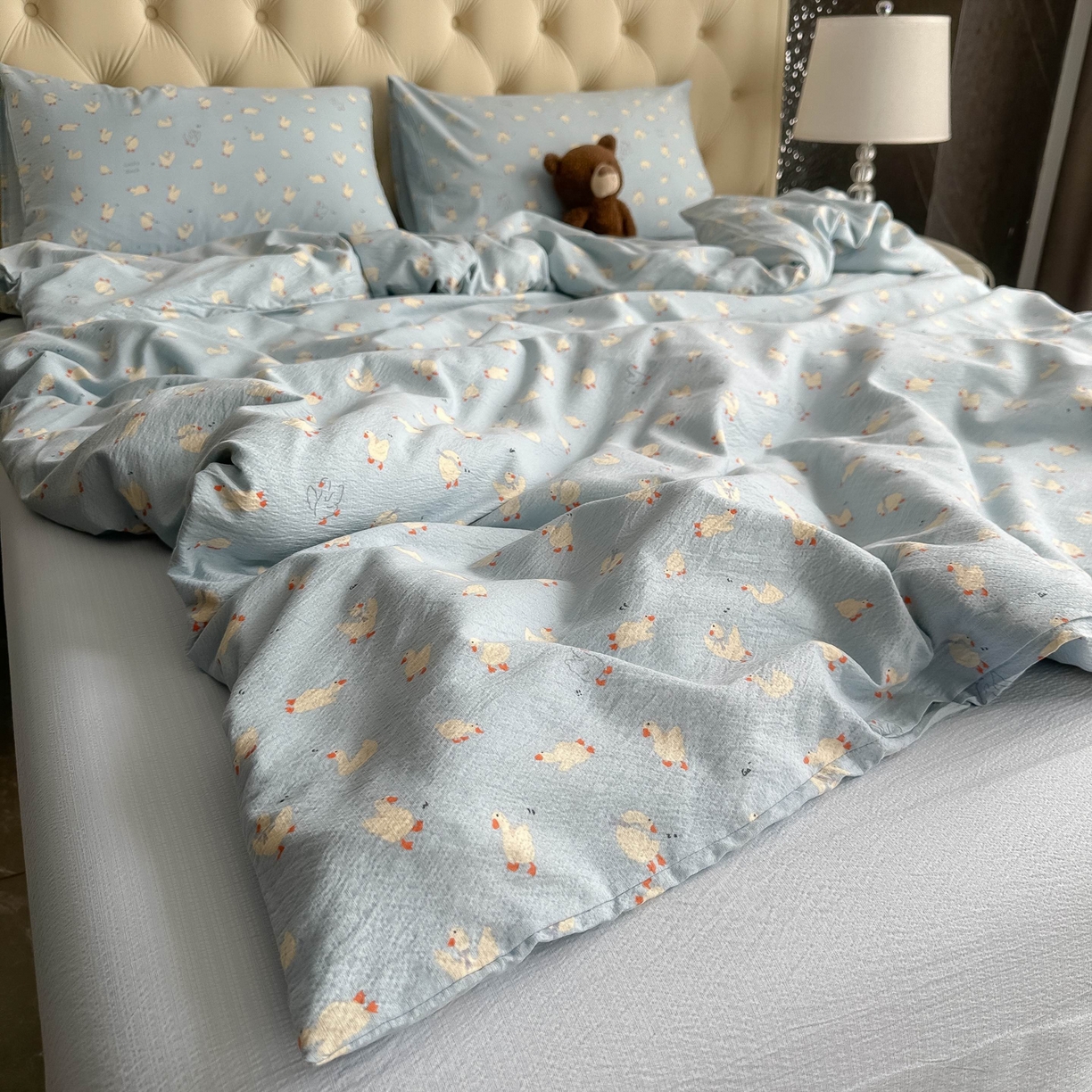 91家纺网 家纺一手货源 找家纺 韩巢家纺 2025新款双层纱床上用品四件套热销款超柔学生宿舍床单被套三件套 向天歌大鹅