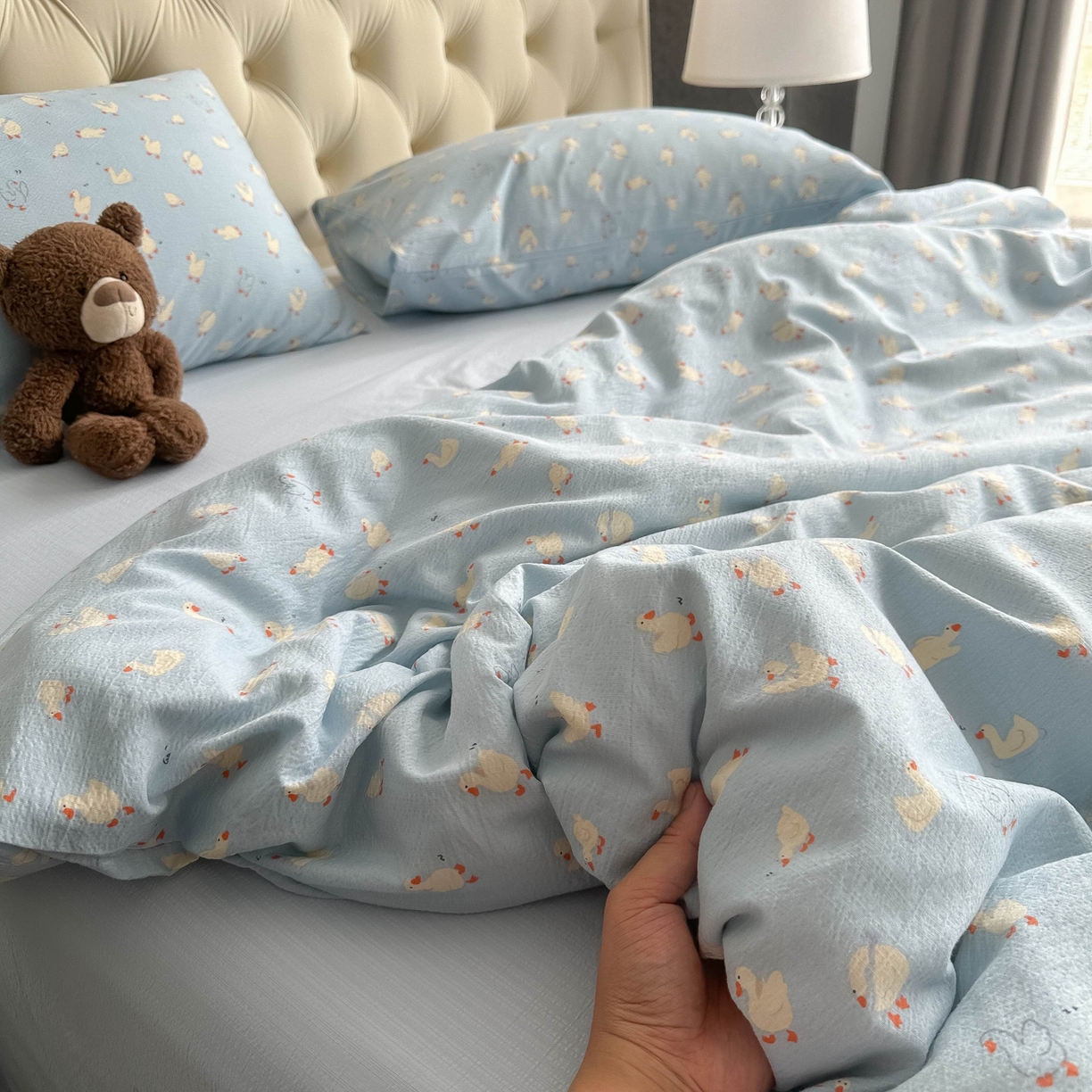 91家纺网 家纺一手货源 找家纺 韩巢家纺 2025新款双层纱床上用品四件套热销款超柔学生宿舍床单被套三件套 向天歌大鹅