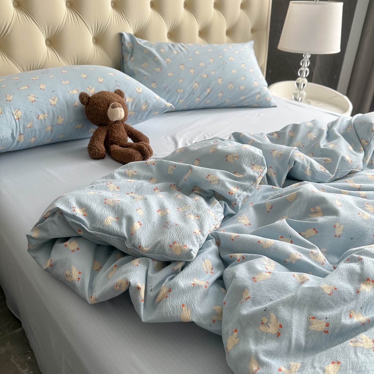 91家纺网 家纺一手货源 找家纺 韩巢家纺 2025新款双层纱床上用品四件套热销款超柔学生宿舍床单被套三件套 向天歌大鹅