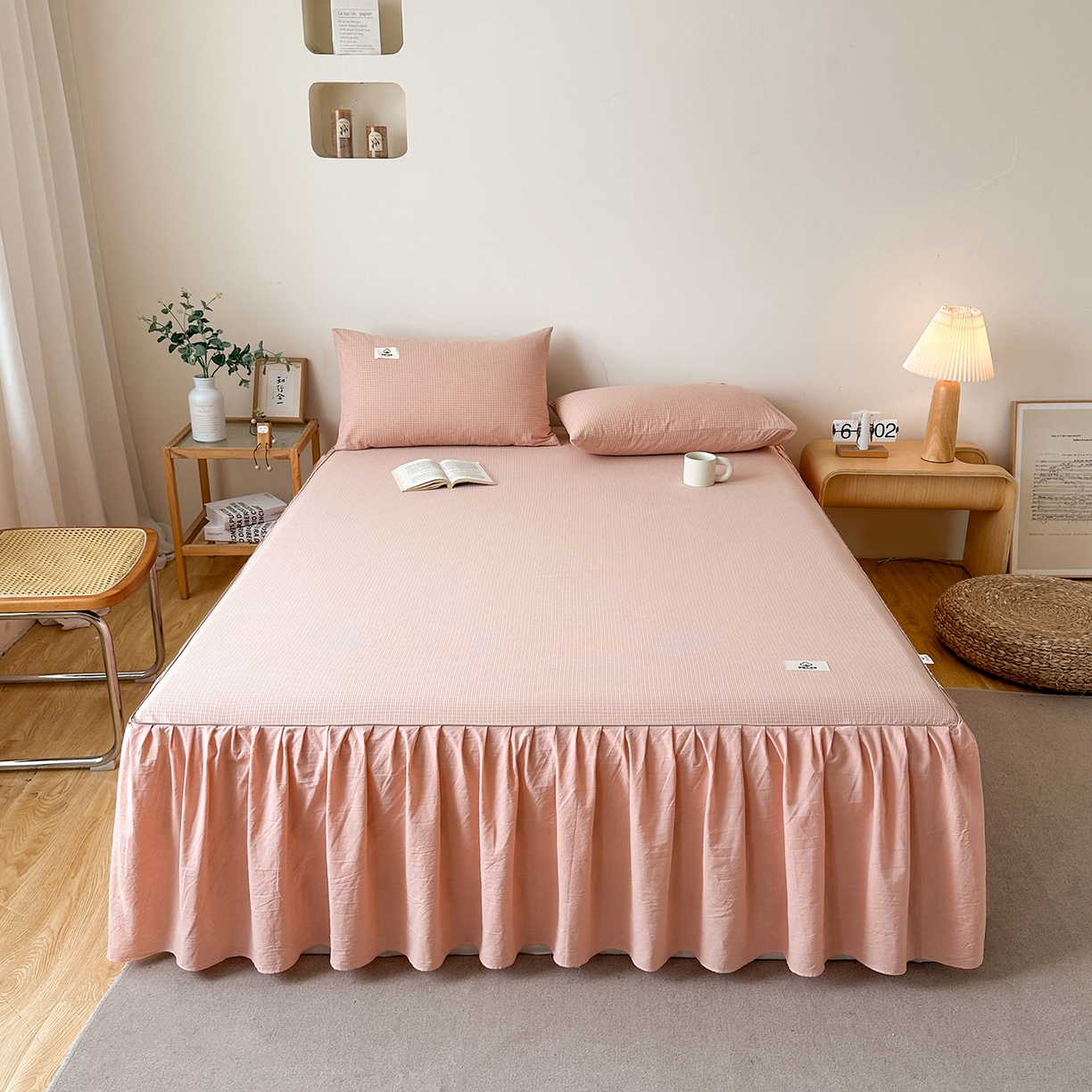 91家纺网 家纺一手货源 找家纺 笠裙家纺 2025新款A类色织全棉纯棉水洗棉床裙四件套 粉青年