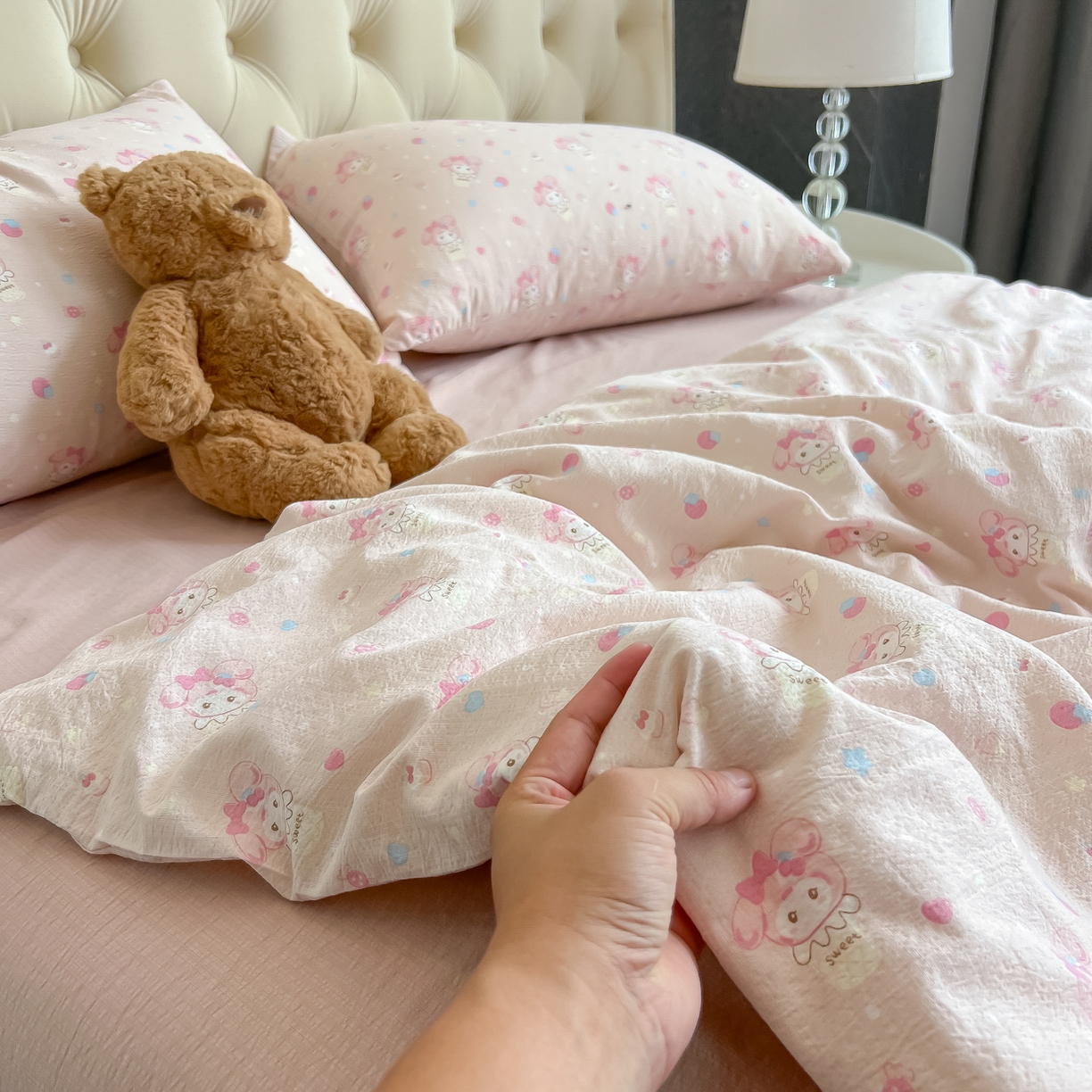 91家纺网 家纺一手货源 找家纺 韩巢家纺 2025新款双层纱床上用品四件套热销款超柔学生宿舍床单被套三件套 小美冰激凌