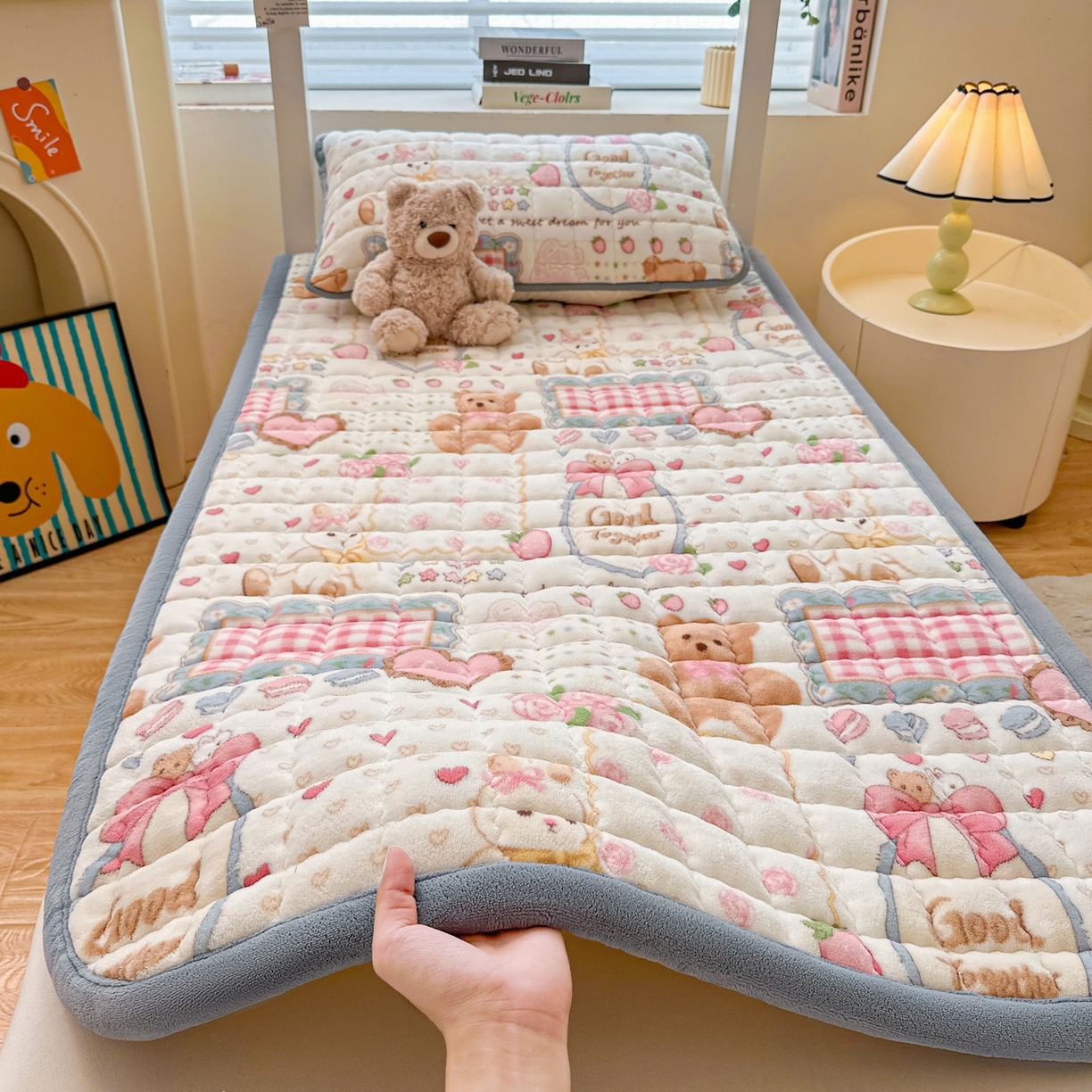 91家纺网 家纺一手货源 找家纺 （总）爱思凯家纺 2025新款水晶边-牛奶绒学生床褥-第三批